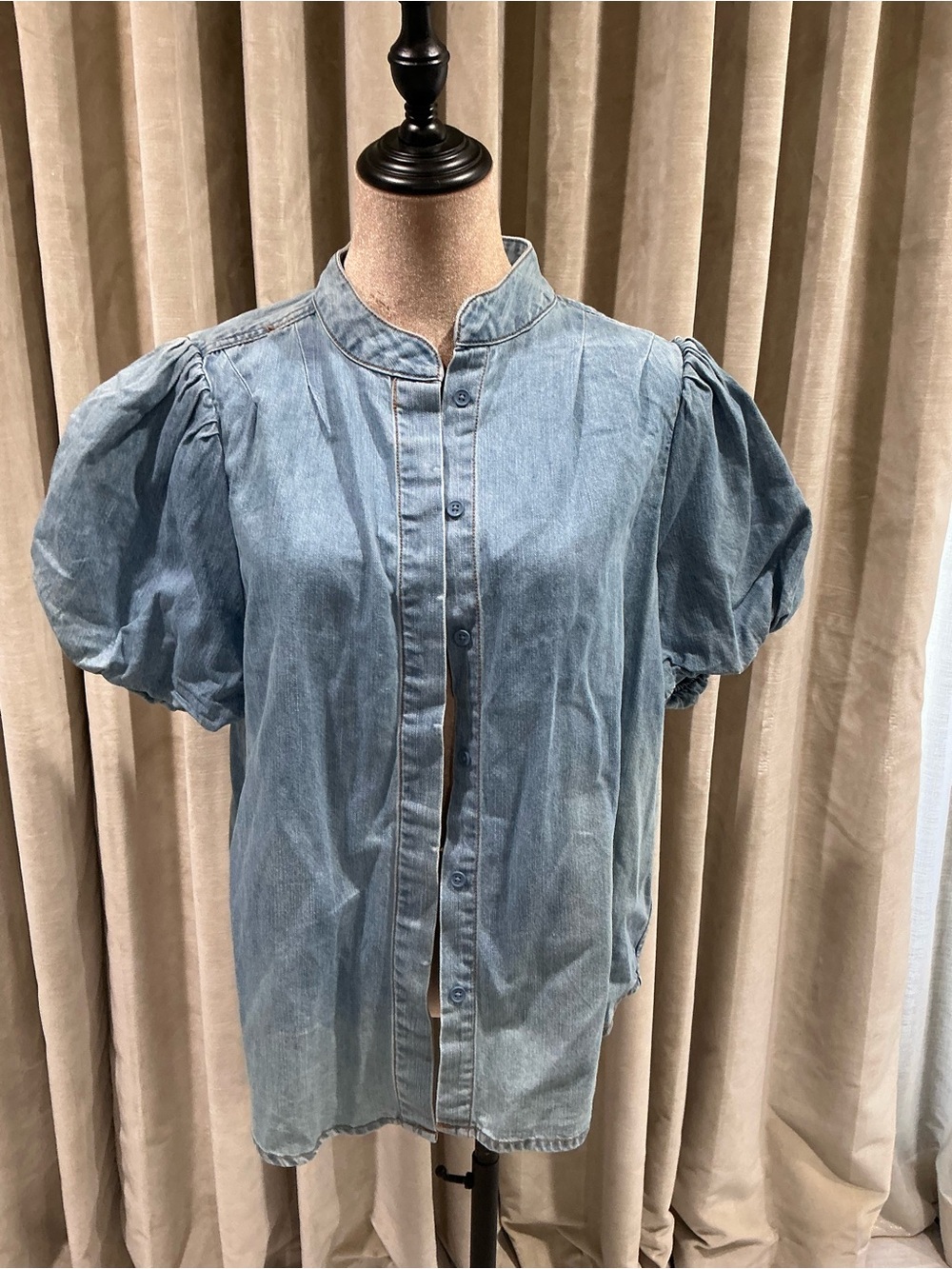 Light Blue Denim Puff-Sleeve Shirt - Unbranded